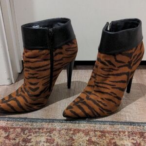 ShoeDazzle Keva Black and Brown Tiger Heeled Booties